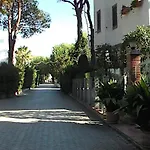 Que Sera Sera South Golem Free Parking Near Waterpark Seafood Δυρράχιο