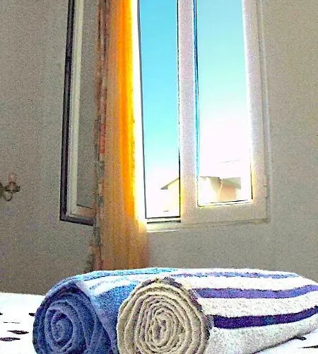 Que Sera Sera West Golem * Durrës