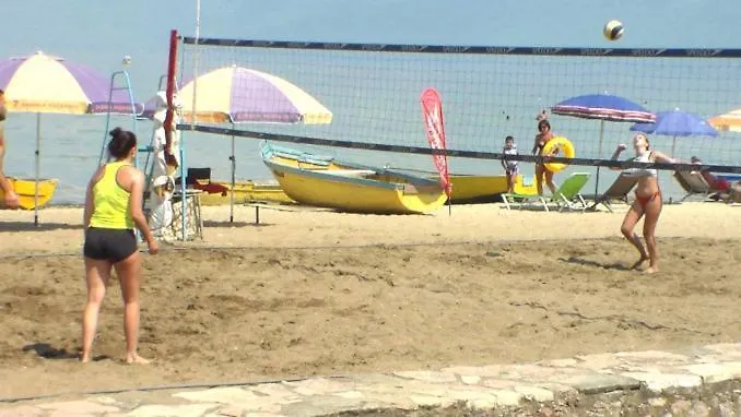 Que Sera Sera West Golem Apartament *